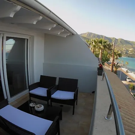 Hotel Onar And 3*